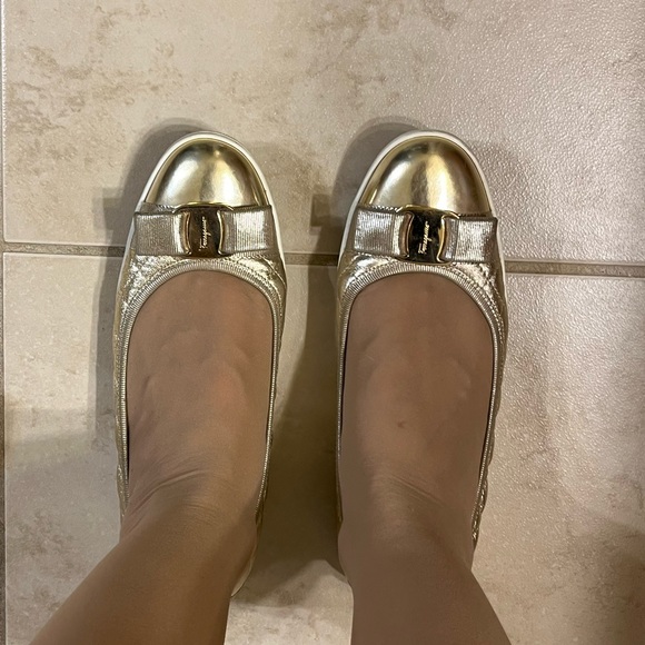 Salvatore ferragamo gold quilted bow ballet flats - Picture 7 of 7